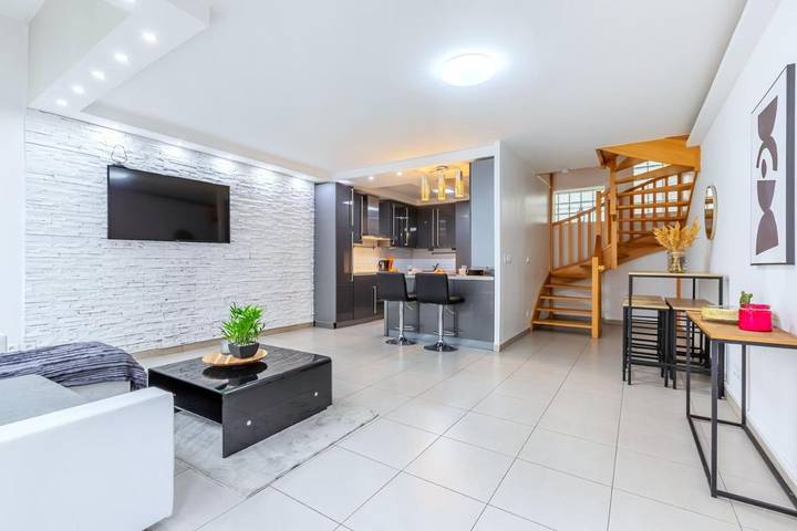 Location de vacances pour 8 personnes, avec terrasse à Gennevilliers - 3