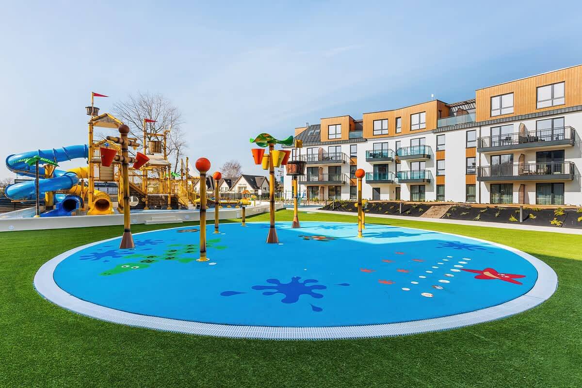 Ganze Wohnung, Ferienwohnung für 5 Personen mit Pool in Międzyzdroje, Misdroy (Gemeinde)