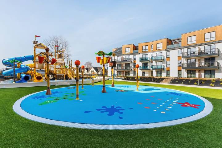 Ferienwohnung für 5 Personen, mit Pool und Balkon/Terrasse, kinderfreundlich in Międzyzdroje - 4
