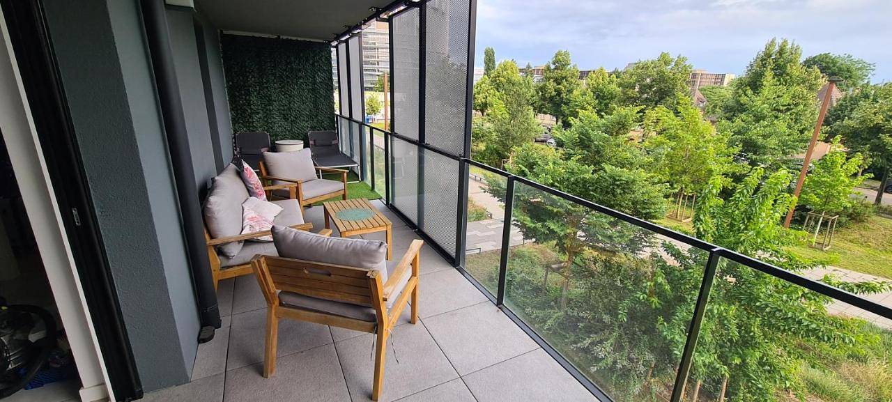 Appartement entier, Two-Bedroom Apartment with Terrace in Strasbourg, Région de Strasbourg