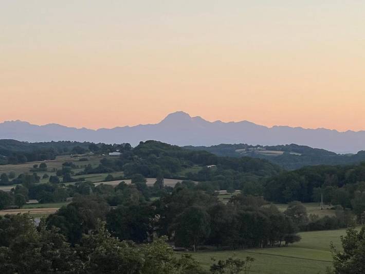 Location de vacances pour 6 personnes, avec vue ainsi que balcon et piscine à Boulogne-sur-Gesse - 2