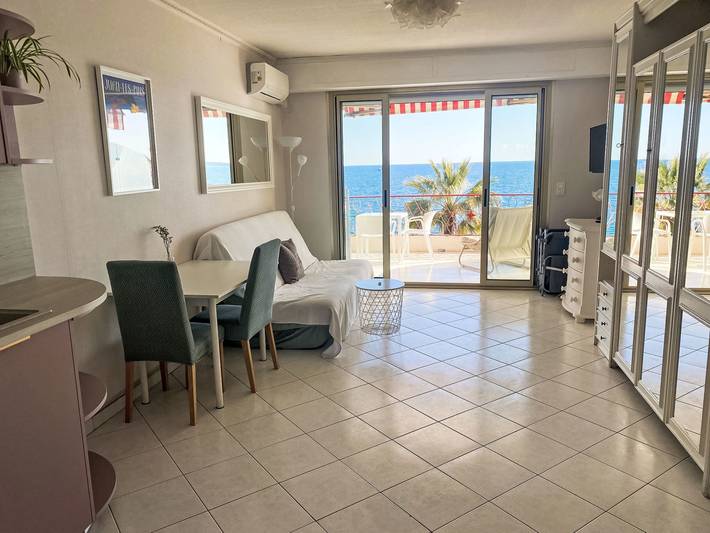 Gîte pour 2 personnes, avec terrasse dans Plage de Juan-les-Pins - 2