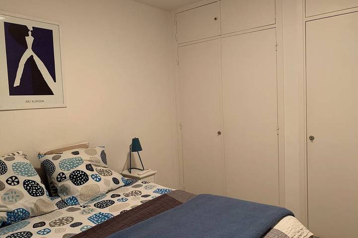 Apartamento entero, 50 m del mar, amplio y luminoso 2 P con terraza, cerca del aeropuerto in Saint-Laurent-du-Var, Costa mediterránea (Francia)