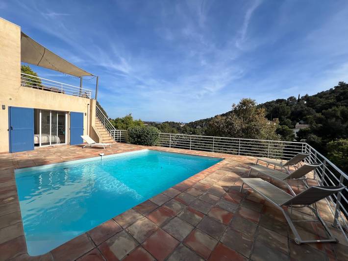 Maison de vacances pour 10 personnes, avec jardin dans Cap Bénat