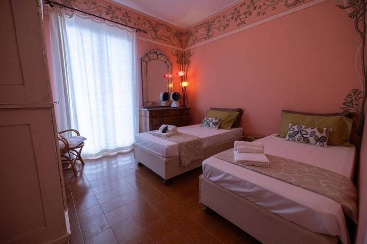 Appartamento intero, [Villa Del Golfo] Vista Incredibile • Arte • Relax in Laigueglia, Riviera di Ponente