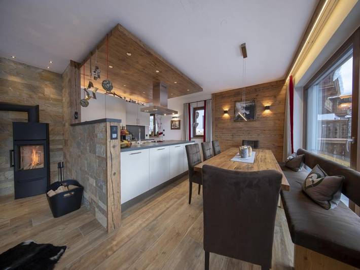 Ferienhaus für 8 Personen, mit Balkon/Terrasse und Balkon sowie Sauna und Pool, kinderfreundlich im Salzburger Land - 4