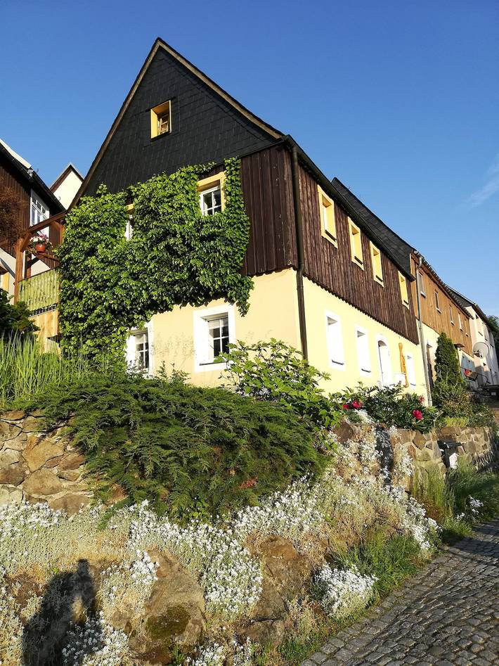 Ferienhaus für 8 Personen, mit Terrasse und Garten in Geising