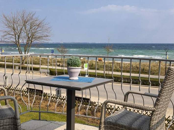 Ferienwohnung für 2 Personen, mit Garten und Balkon in Scharbeutz