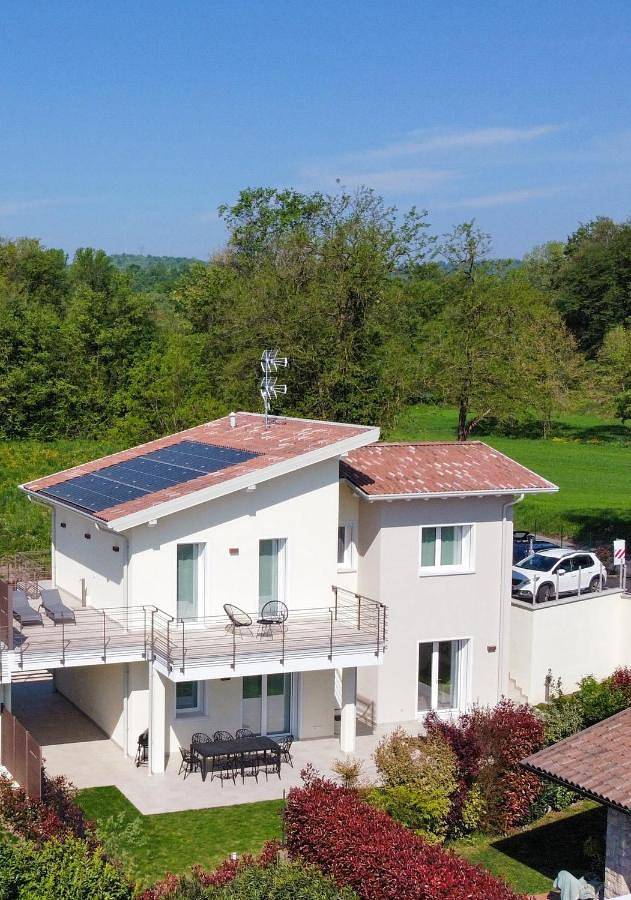 Villa Gardenia - lake view & private pool in Padenghe sul Garda, Prealpi Gardesane
