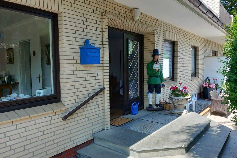 Ganze Wohnung, Gemütliches Doppel-Zimmer mit sonnigem Balkon in Westerland, Sylt (Gemeinde)