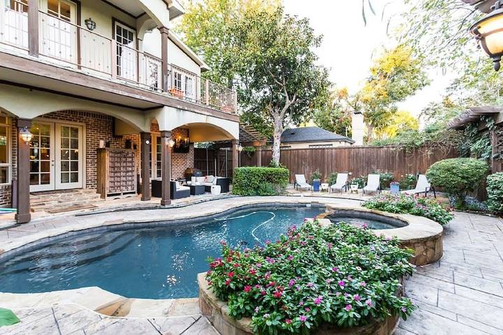 Casa vacacional para 10 personas, con balcón y jacuzzi, Se admiten mascotas en Texas