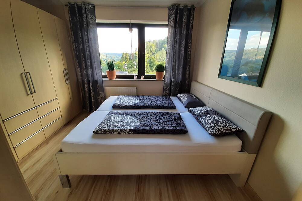 \"Haus Falkenburgblick\" up to 9 persons Detmold, Teutoburg Forest with top view in Heiligenkirchen, Detmold