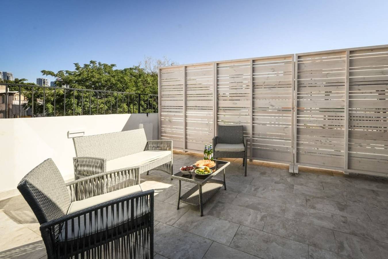 Appartamento intero, Modern Studio Apt with Balcony in Tel Aviv, Distretto di Tel Aviv