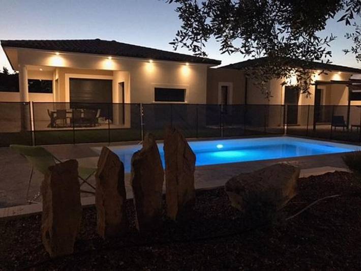 Gîte pour 6 personnes, avec jardin ainsi que piscine et terrasse à Pinet (homonymie) - 4