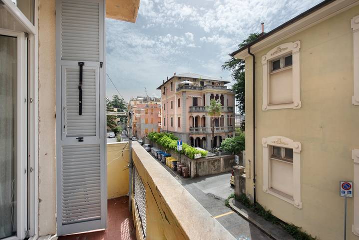 Ferienwohnung für 2 Personen, mit Balkon in Genua - 2