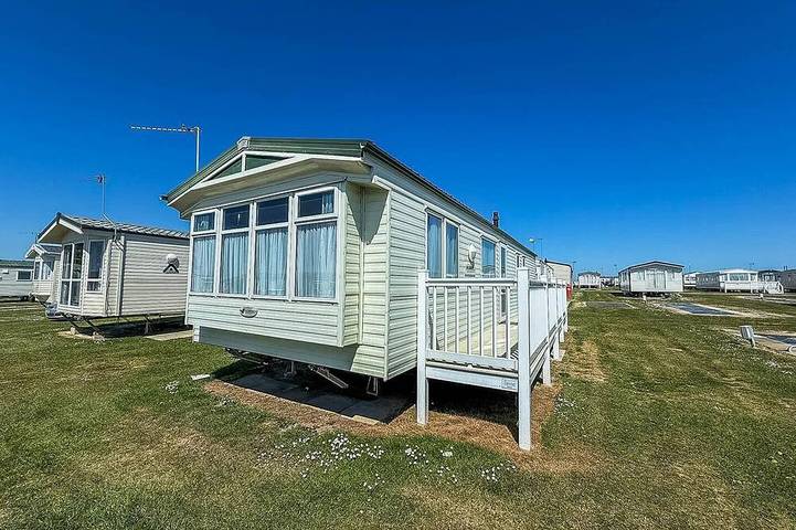 Static caravan for 8 people, with terrace in California (Great Yarmouth)