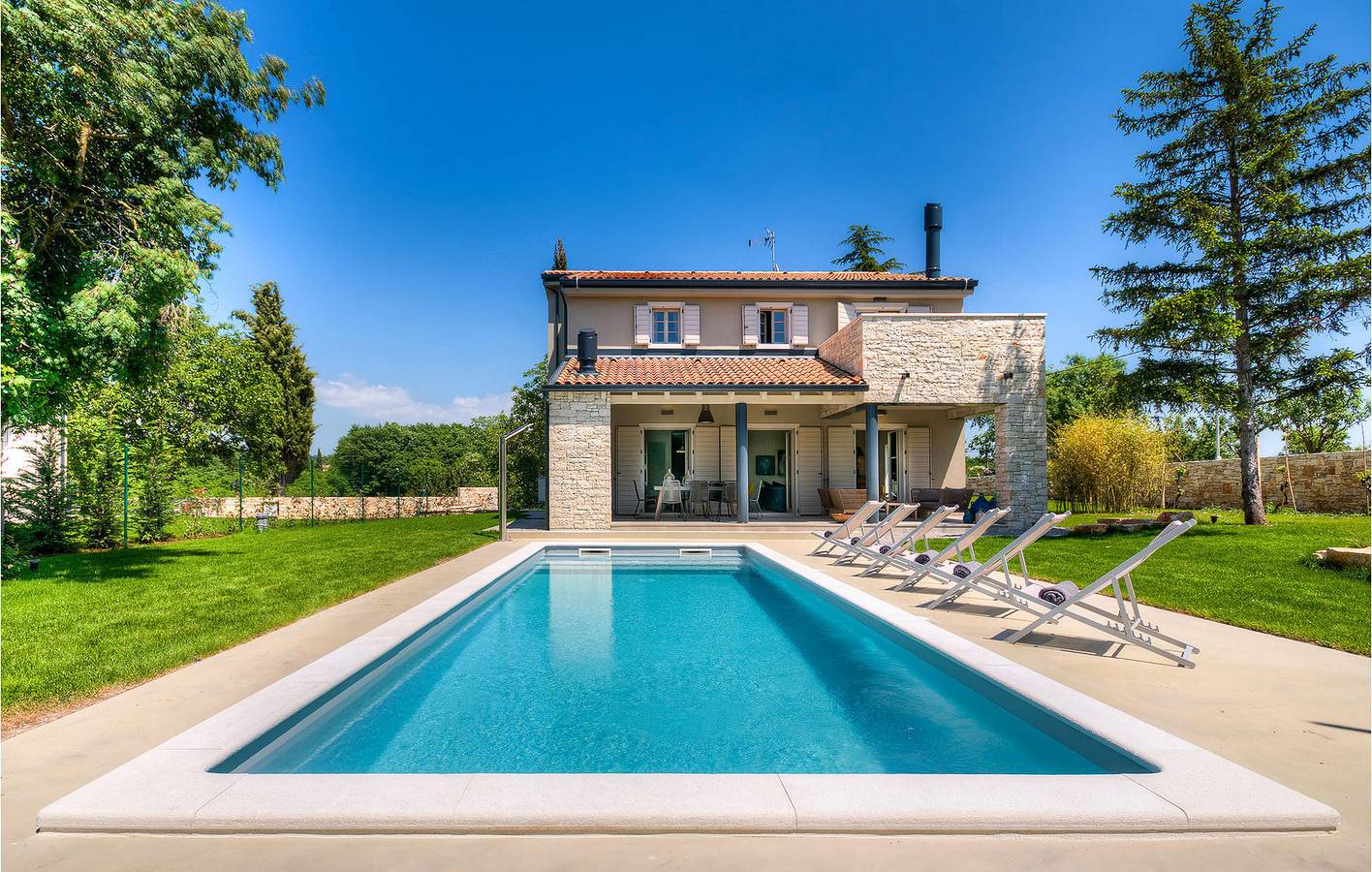 Charmante 190 m² große Wohnung mit Pool, WLAN und Parkplatz in der Nähe des Stadtzentrums von Kanfanar in Žminj, Zentralistrien