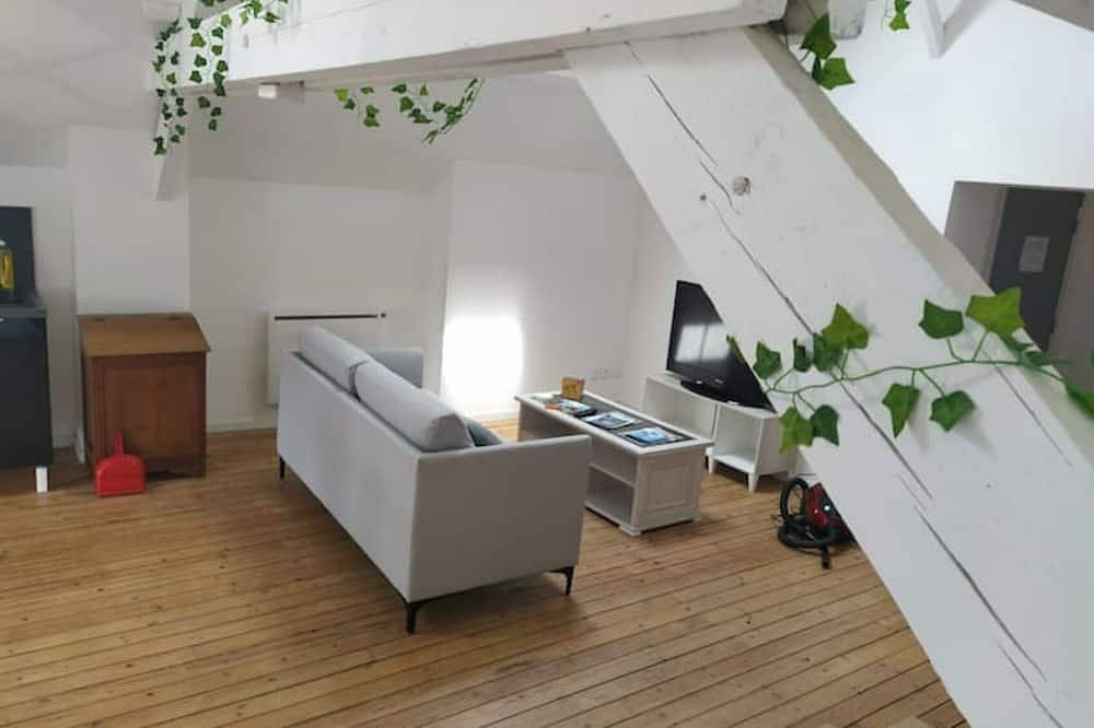 Appartement entier, Charmant loft aménagé in Vivonne, Vienne (France)