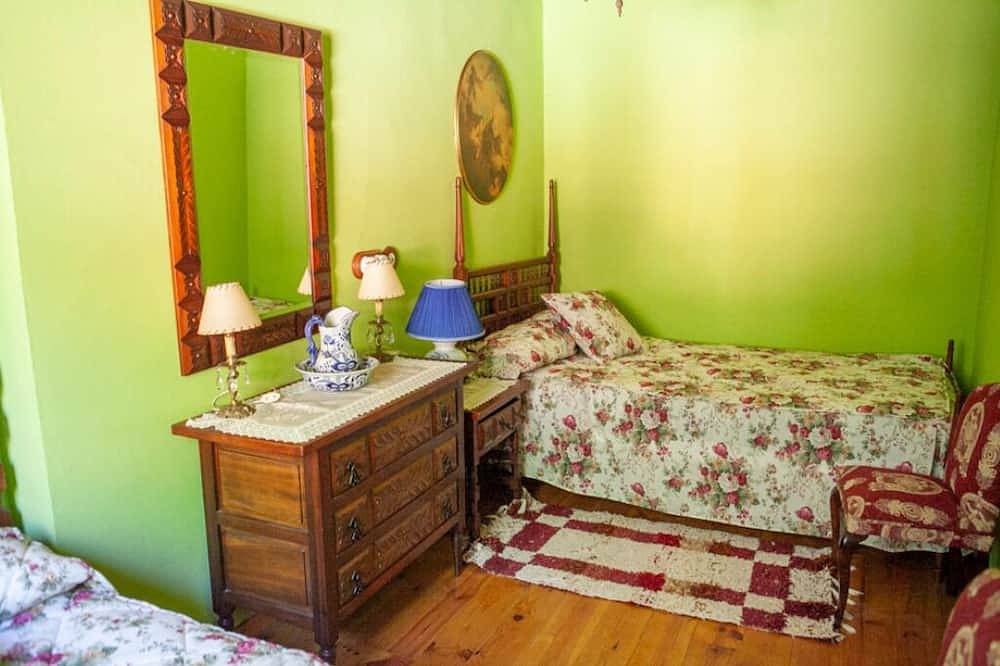 Descubre la Tranquilidad en La Aldea: Tu Refugio con Vistas a la Montaña in Laviana, Cordillera Cantábrica