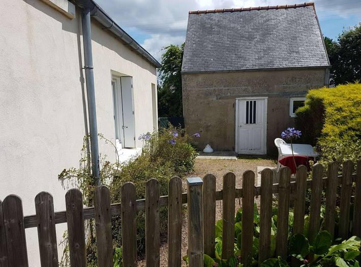 Gîte pour 2 personnes, avec terrasse et jardin à Locquirec - 3