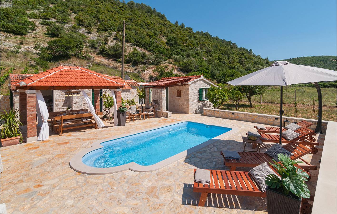 Ferienhaus für 2 Personen mit Terrasse in Postira, Brac
