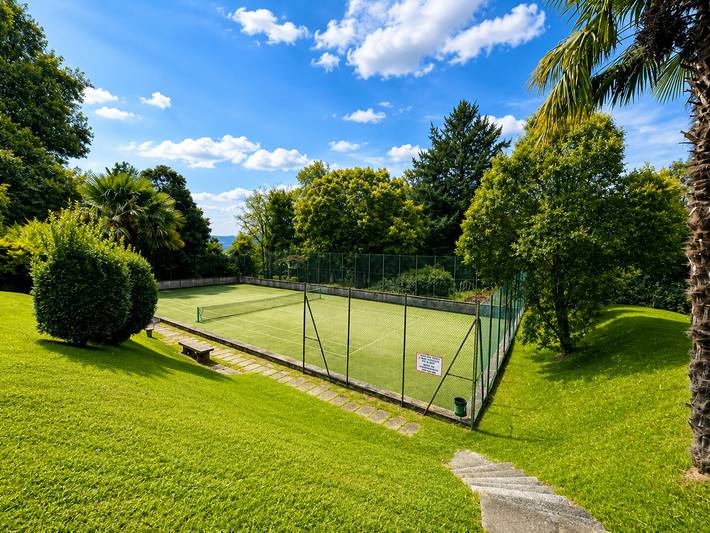 Appartamento intero, Appartamento vacanze per 4 persone con terrazza in Lesa, Lago Maggiore (Piemonte)