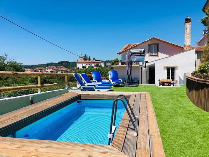 Casa de férias para 8 pessoas, com Terraço e Jardim e ainda Piscina and Vista em Piódão