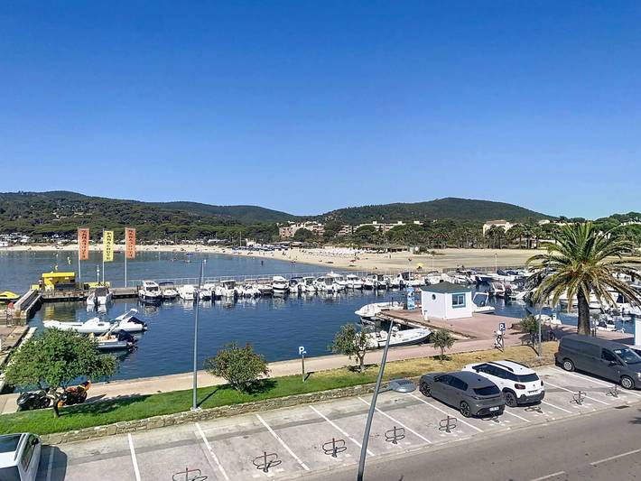 Gîte pour 2 personnes, avec piscine dans Port de Bormes les Mimosas
