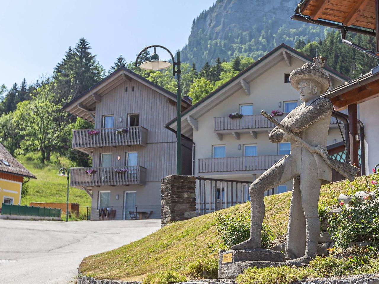 Ganze Ferienwohnung, Grimming Lodge by keyone - Grimming Lodge Enzian in Tauplitz, Totes_Gebirge