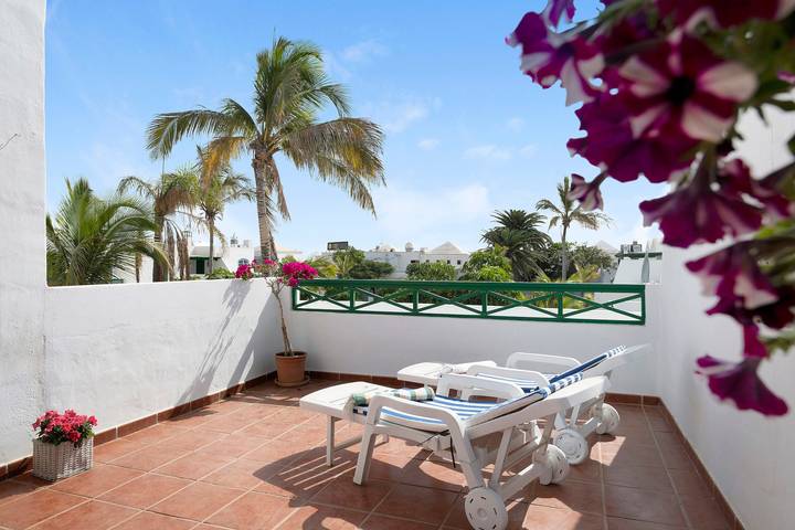 Appartement de vacances 'Rocas Negras' près de la plage, vue piscine et terrasses in Puerto del Carmen, Tías