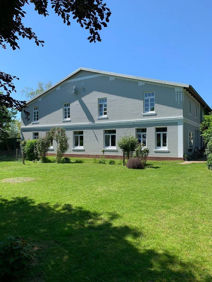 Ferienhaus für 5 Personen, mit Balkon/Terrasse und Terrasse sowie Garten in Friedrichskoog