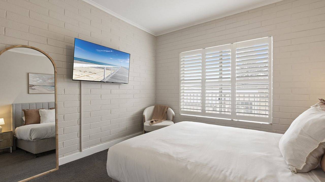 Entire holiday apartment, Ferienwohnung für 4 Personen (2 m²) in Largs Bay in Adelaide, South Australia