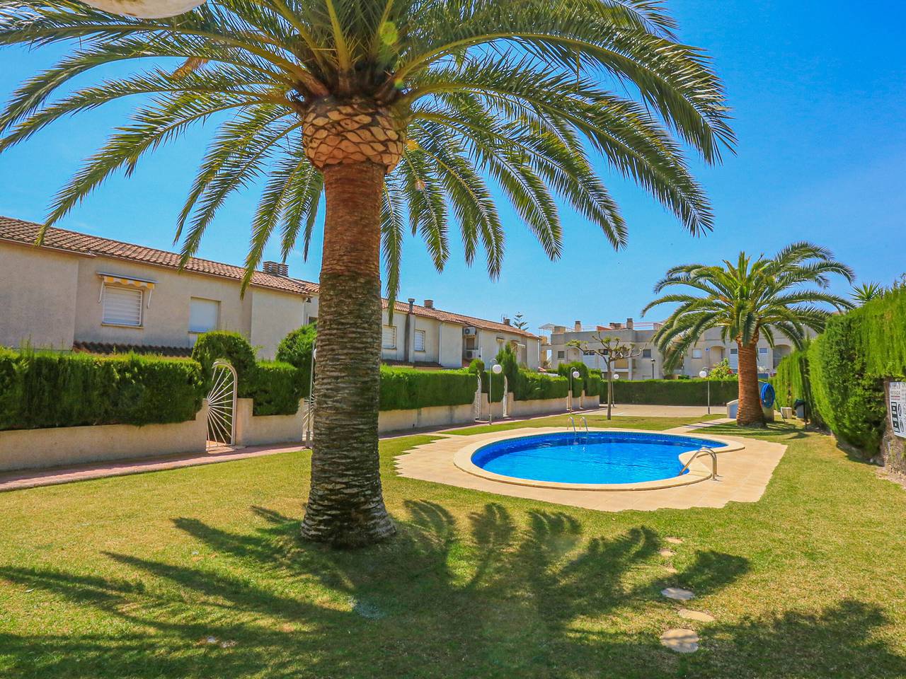 Cambrils House: Modern Comfort 300m from Beach in Cambrils, Costa Dorada