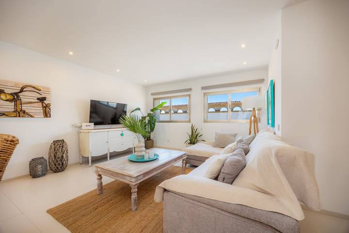 Villa 'Mallorquins' mit privatem Pool, WLAN und Klimaanlage in Muro, Mallorca Norden