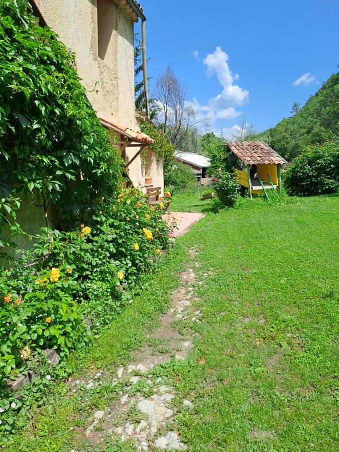 Five-Bedroom House in Entrevaux, Région Castellane