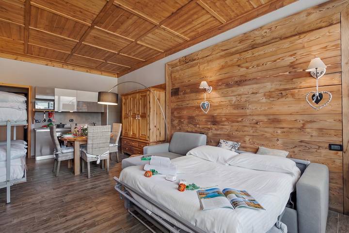 Entire apartment, Studio Charming Sportinia town center in Sauze d'Oulx, Via Lattea