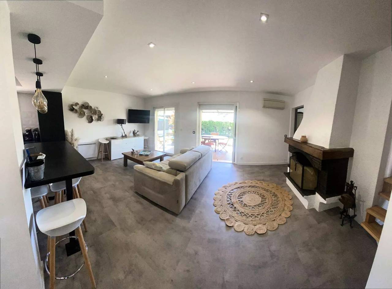 Superb house of 100m2 sector Rayolet near the beaches in Six-Fours-les-Plages, Toulon region