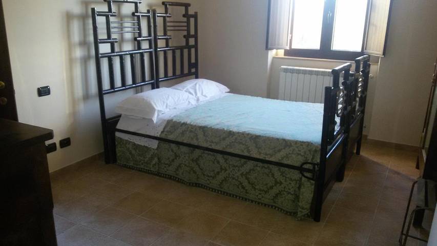 Location de vacances pour 4 personnes, avec vue et jardin, adapté aux familles à Ariano Irpino - 3