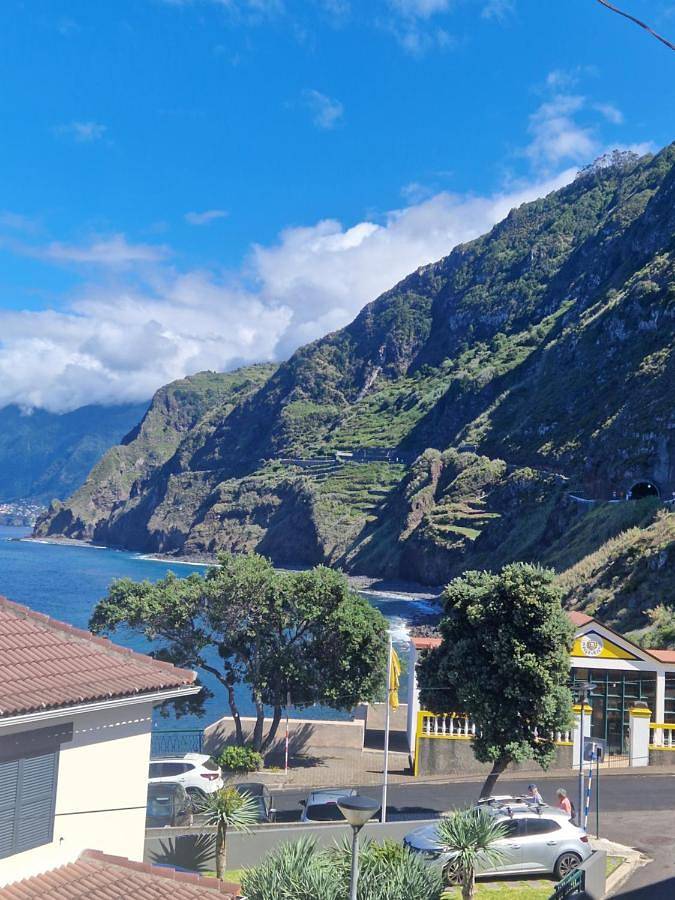 Casa de férias para 6 pessoas, com Varanda e Terraço e ainda Vista em Porto Moniz