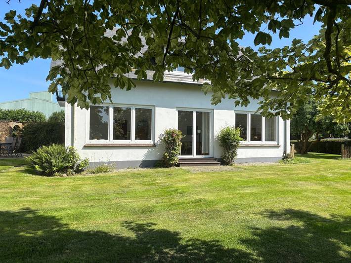 Ferienhaus für 9 Personen, mit Balkon und Terrasse sowie Garten in Esgrus - 4