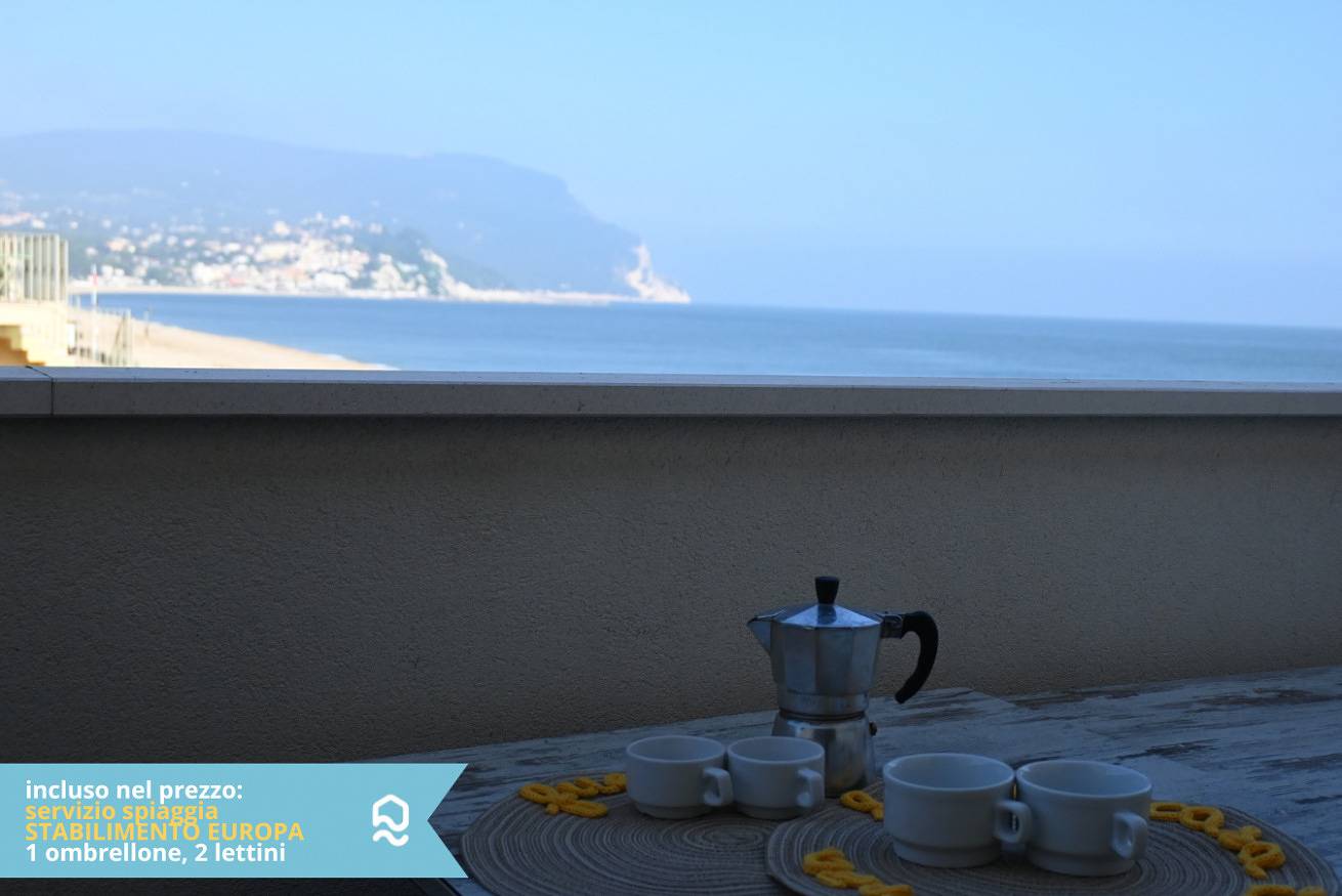 Apartamento entero, Rs322 - Marcelli, seafront two-room apartment with beach included  in Marcelli, Riviera del Conero