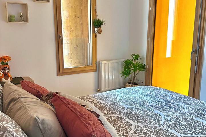 Ganze Wohnung, Mamcosy - Best place - At the Station | Geneva Access 15'– Bright & Modern Stay\" in Annemasse, Saint-Julien-en-Genevois und Umgebung
