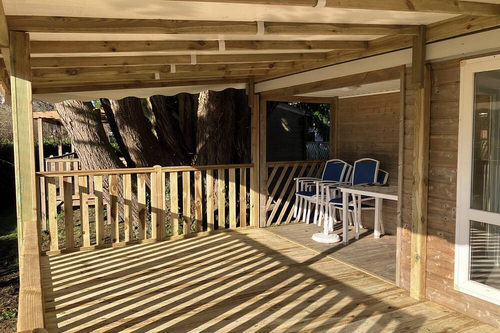 Mobile-home 4 pers (6 possibles) – Plage à pied – Terrasse – Piscine in Fouesnant, Côte de Cornouaille