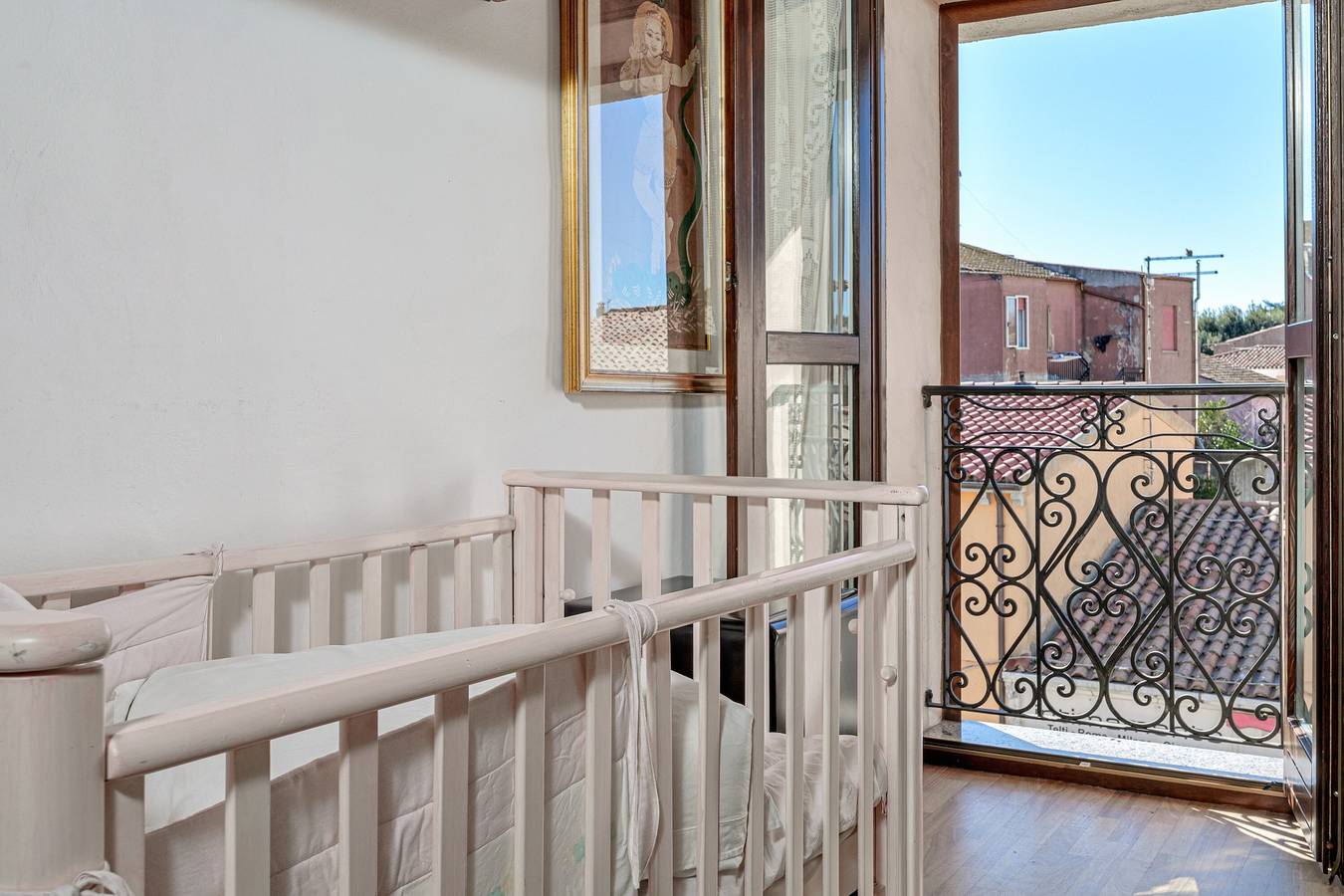 Dreibettzimmer mit Bergblick, Gemeinschaftsterrasse und Wlan in Telti, Olbia-Tempio