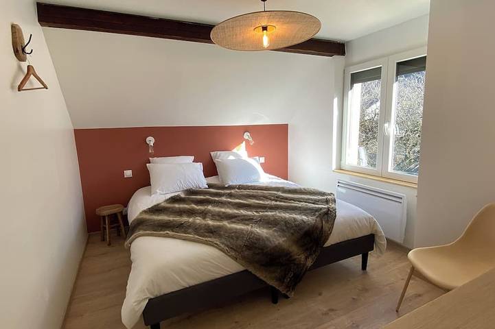 Gîte pour 5 personnes, avec jardin et jacuzzi à Saint-Avre - 2