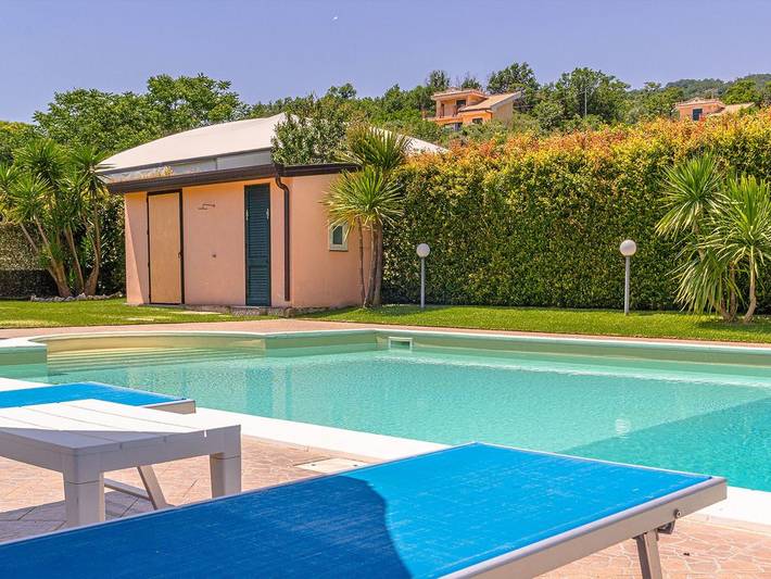 Location de vacances pour 11 personnes, avec jardin et piscine à Piedimonte Etneo - 3
