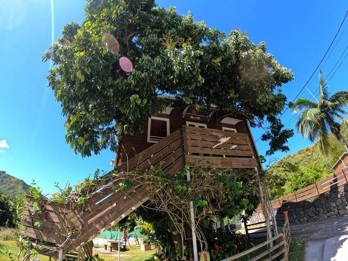 Location de vacances pour 4 personnes, avec vue ainsi que jardin et terrasse à Entre-Deux - 2