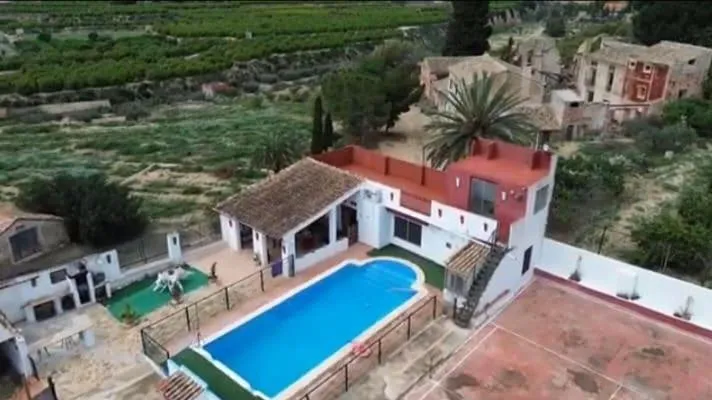 Casa de vacaciones para 4 personas, con piscina además de jardín y vistas, Se admiten mascotas - 1