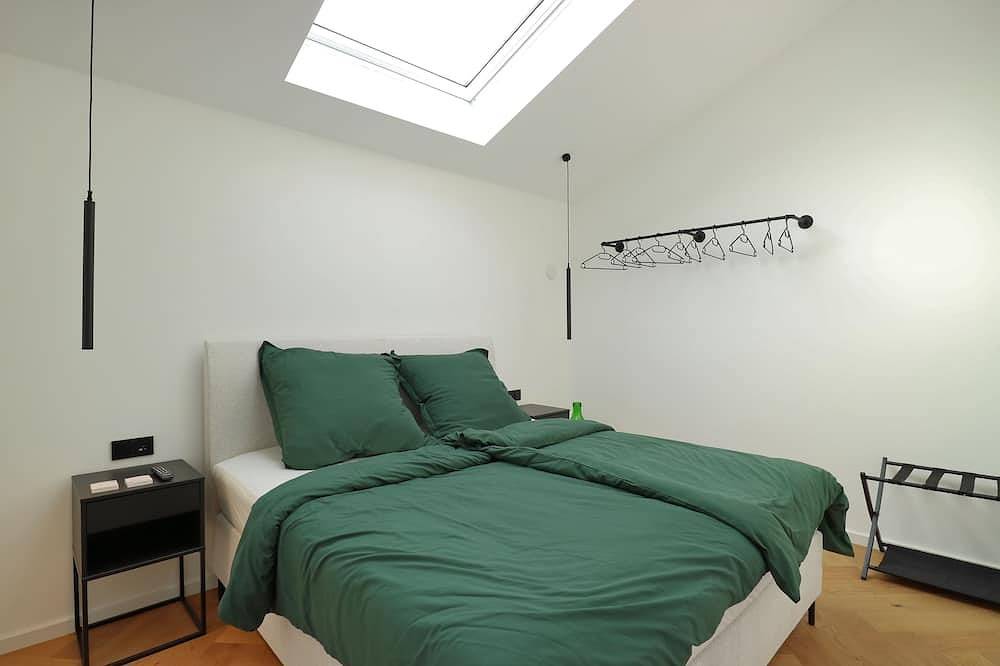 Vacation home directly on the Moselle in Trier. New building for 6 people with parking space in Trier (Stad), Trier