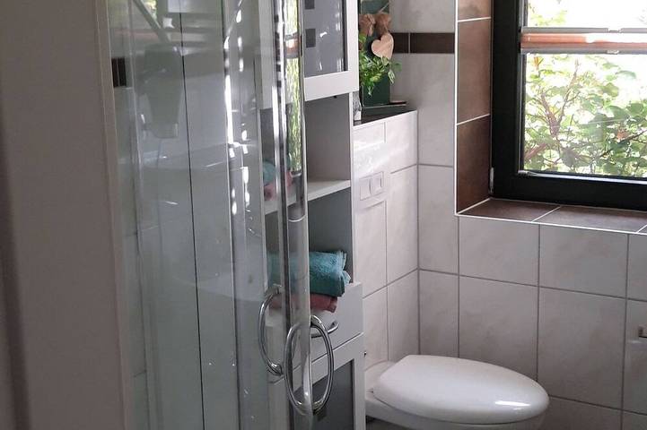 Ferienwohnung für 3 Personen, mit Terrasse und Garten in Nossentiner Hütte - 4